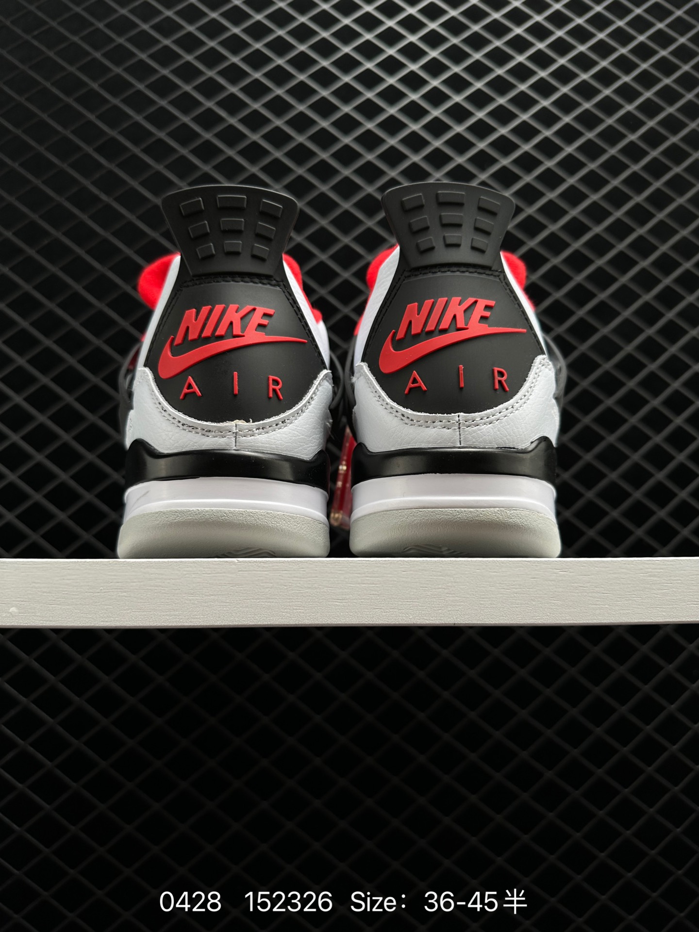 Air Jordan 4 Retro “Fire Red”